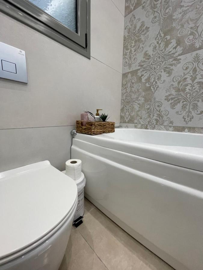 Agora Luxury Apartment 1 Loutráki Eksteriør billede